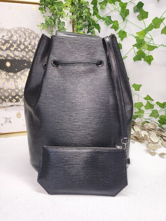 Louis Vuitton Handbags - Louis Vuitton Vintage Epi Sac a Dos Drawstring Bag Black WITH COA